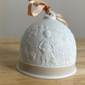 LLADRO 1993 collector Elegant White Ceramic Bell Pink Ribbon Fall Bell Campana
